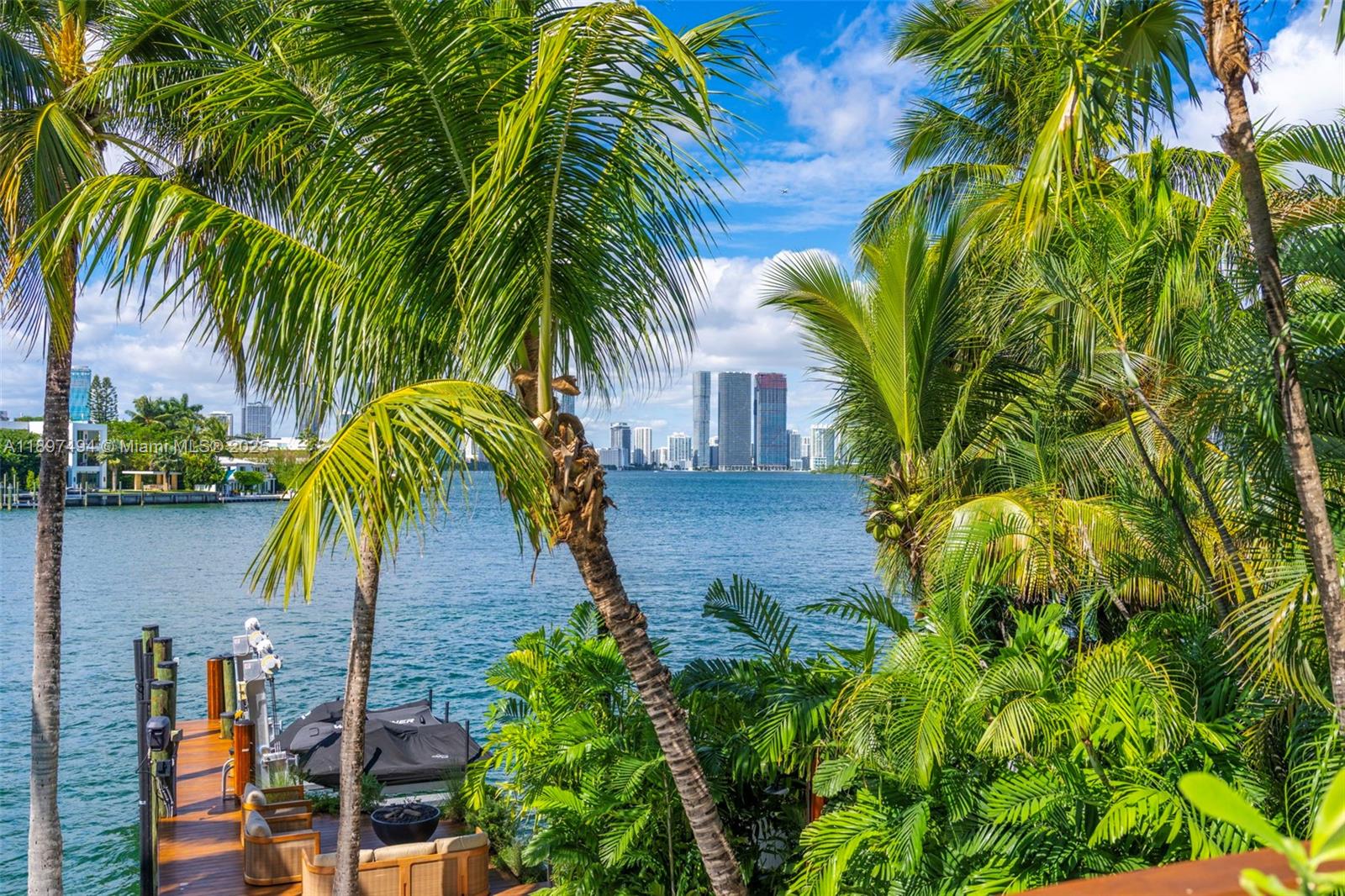 244 W San Marino Dr, Miami Beach FL 33139