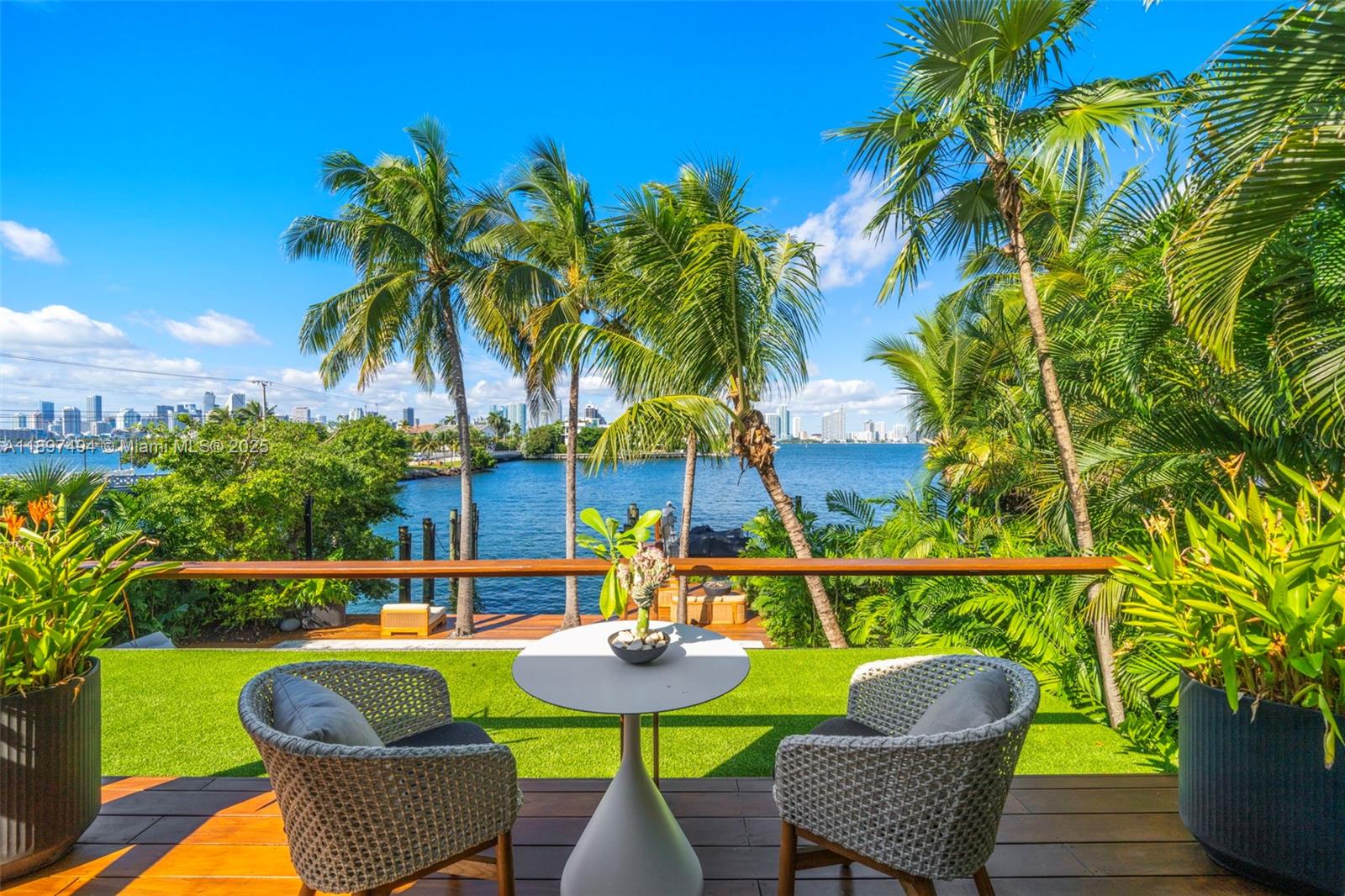 244 W San Marino Dr, Miami Beach FL 33139