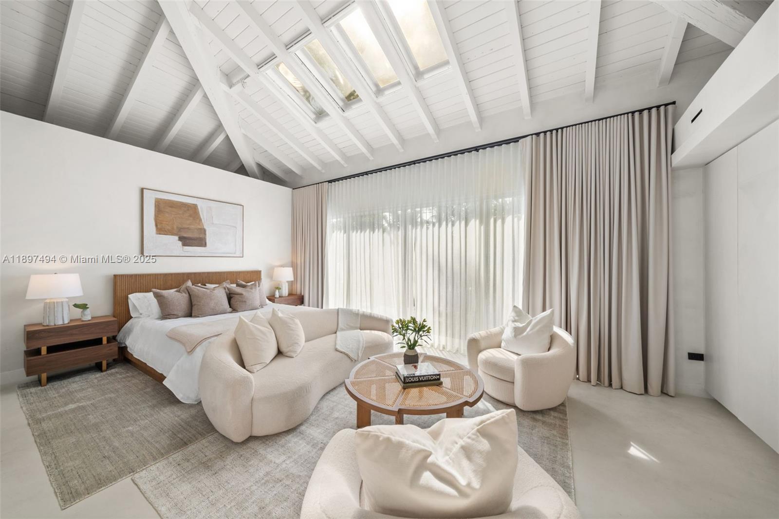 244 W San Marino Dr, Miami Beach FL 33139