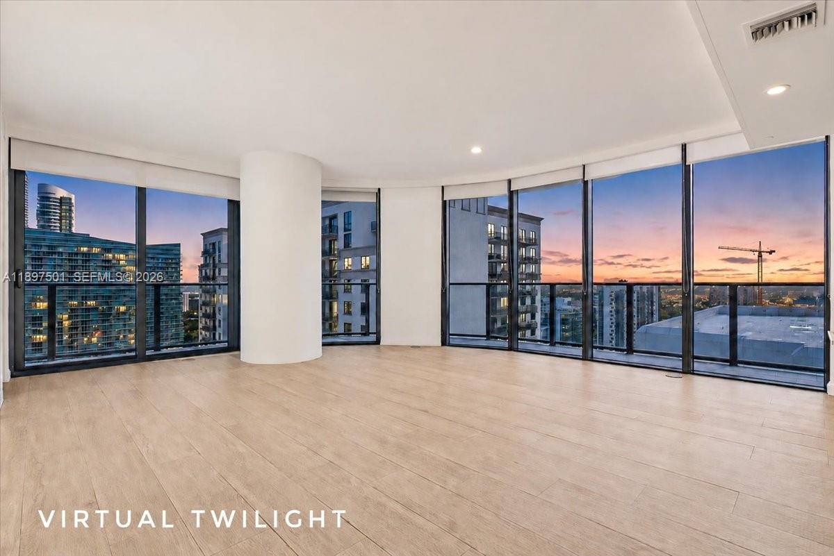 55 SW 9th ST #3006, Miami FL 33130