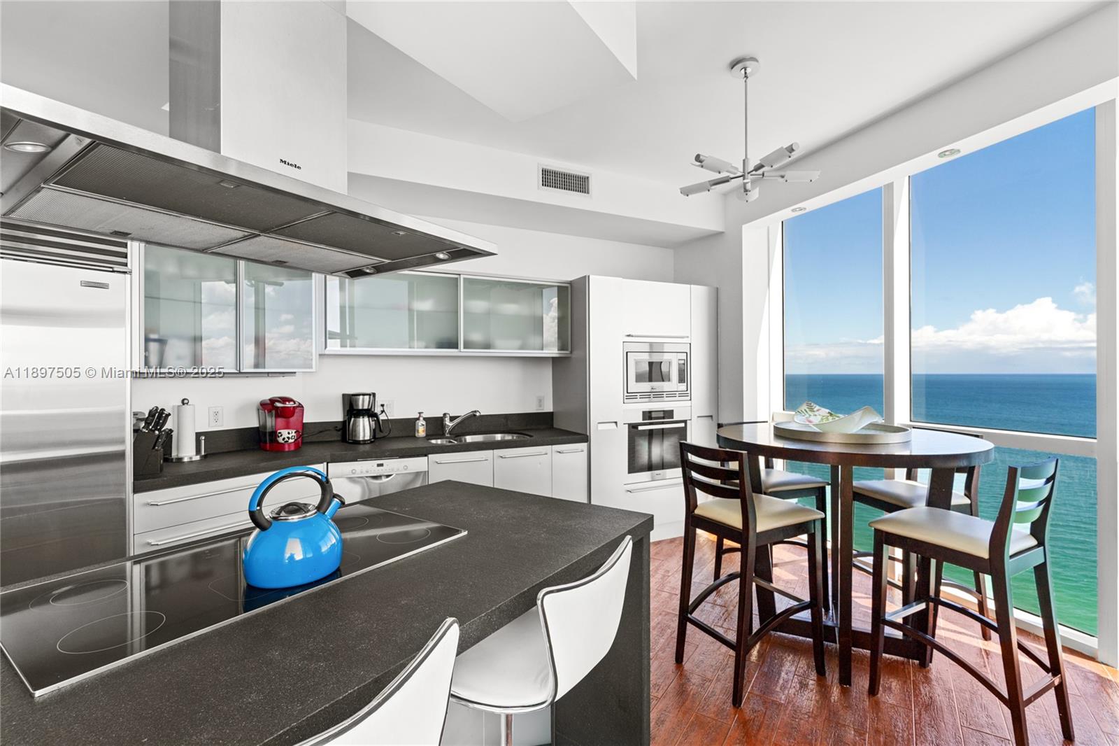 18201 Collins Ave #4209, Sunny Isles Beach FL 33160