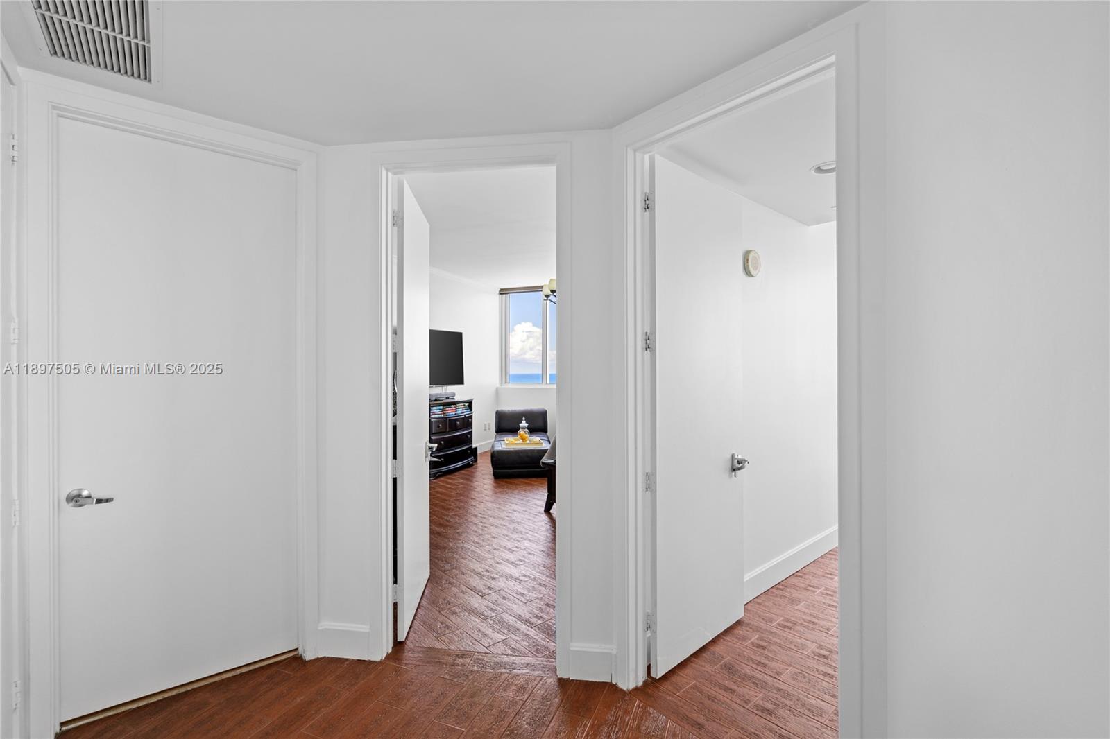 18201 Collins Ave #4209, Sunny Isles Beach FL 33160