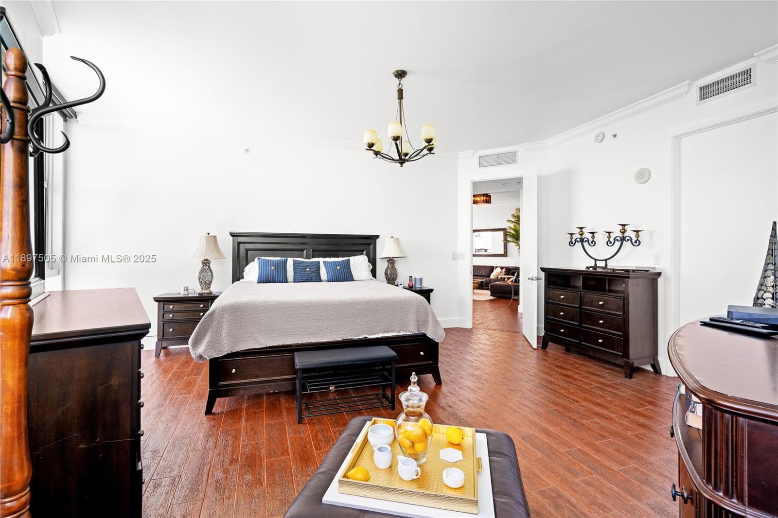 18201 Collins Ave #4209, Sunny Isles Beach FL 33160