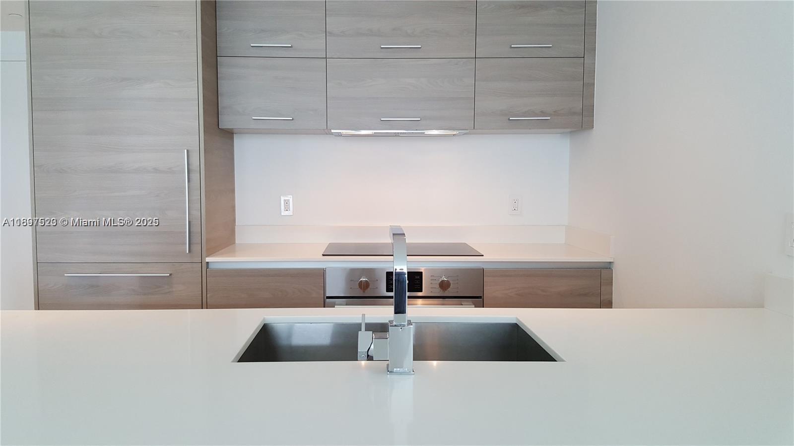 1300 S Miami Ave #3411, Miami FL 33130