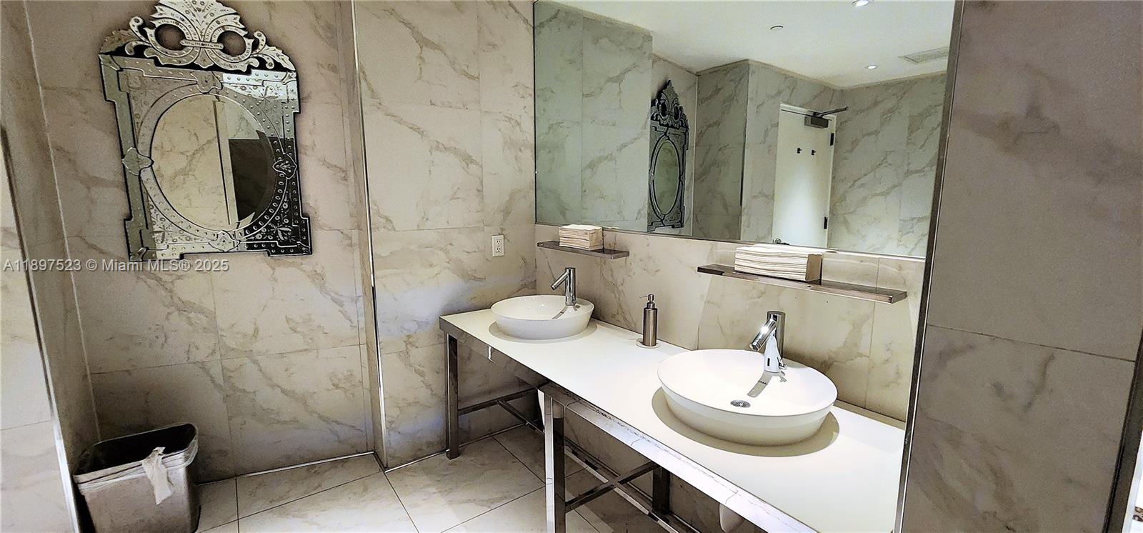 1300 S Miami Ave #3411, Miami FL 33130