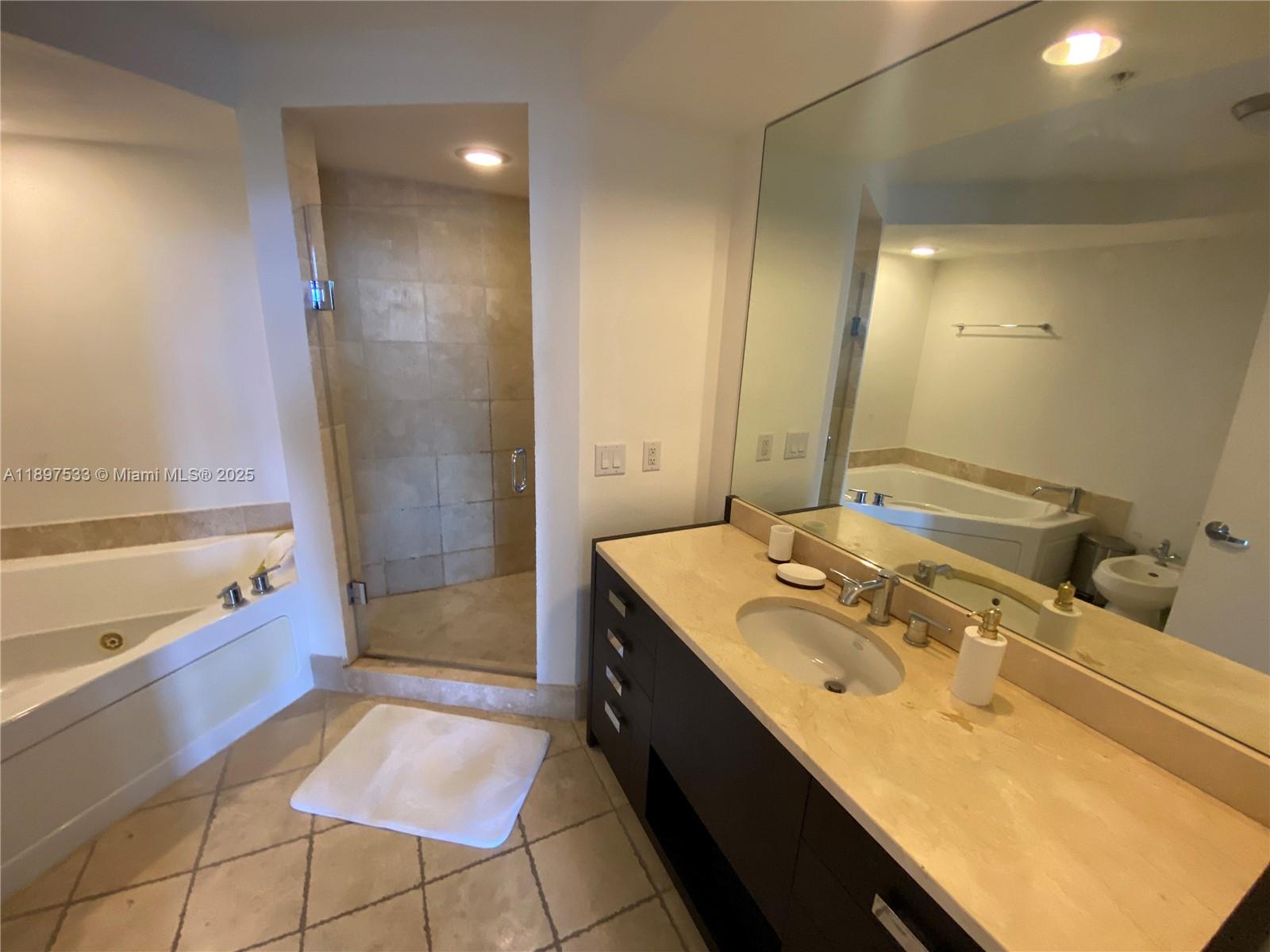 18201 Collins Ave #708, Sunny Isles Beach FL 33160
