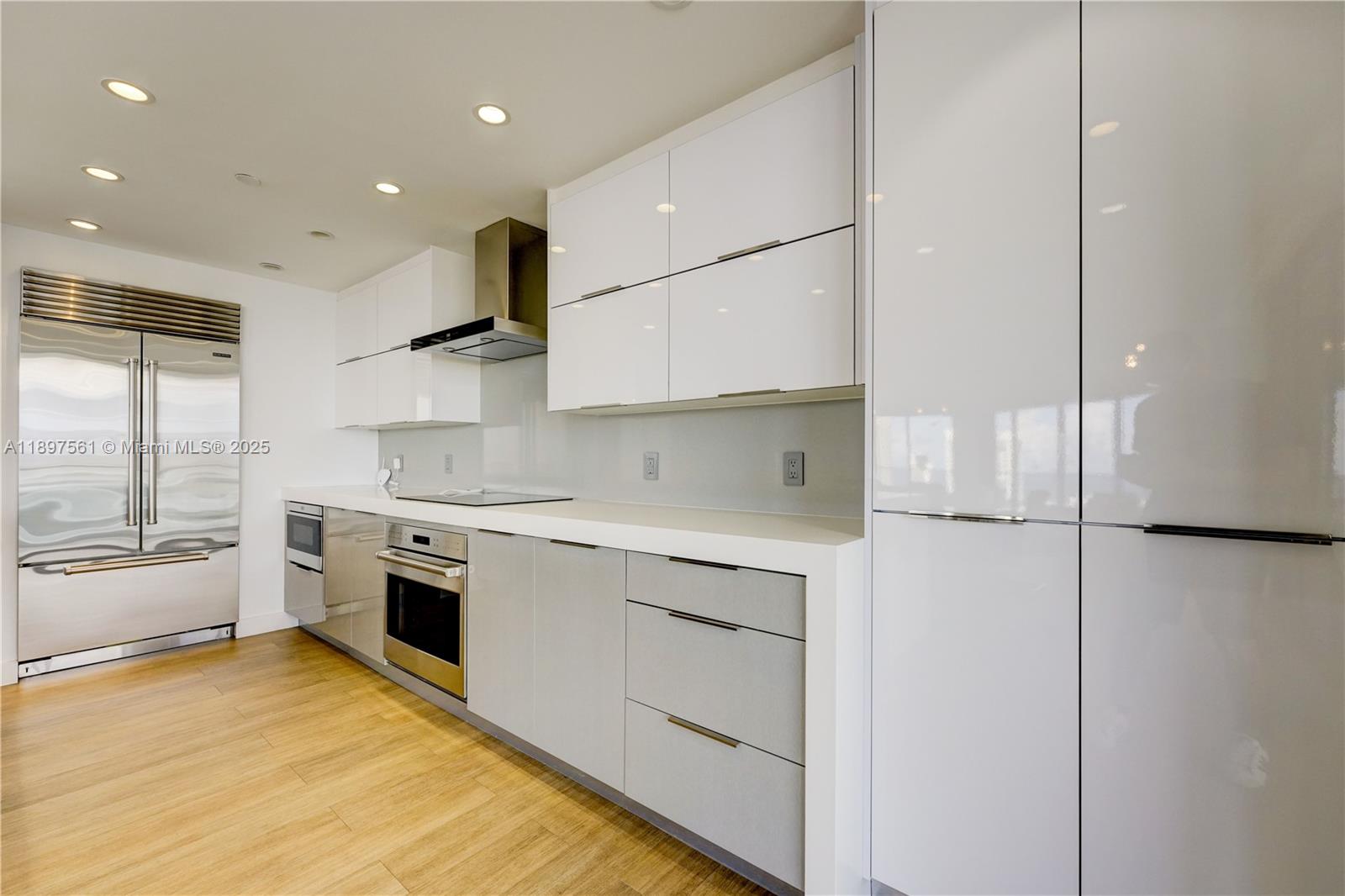 2800 ISLAND BL #2904, Aventura FL 33160