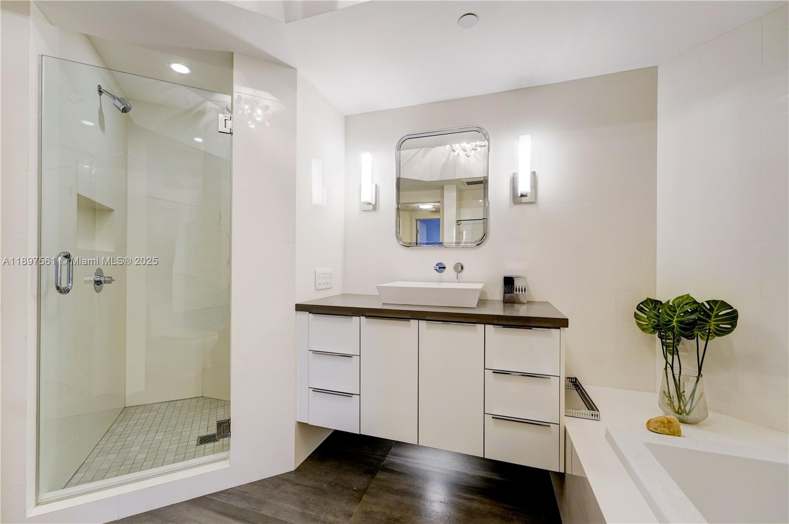 2800 ISLAND BL #2904, Aventura FL 33160