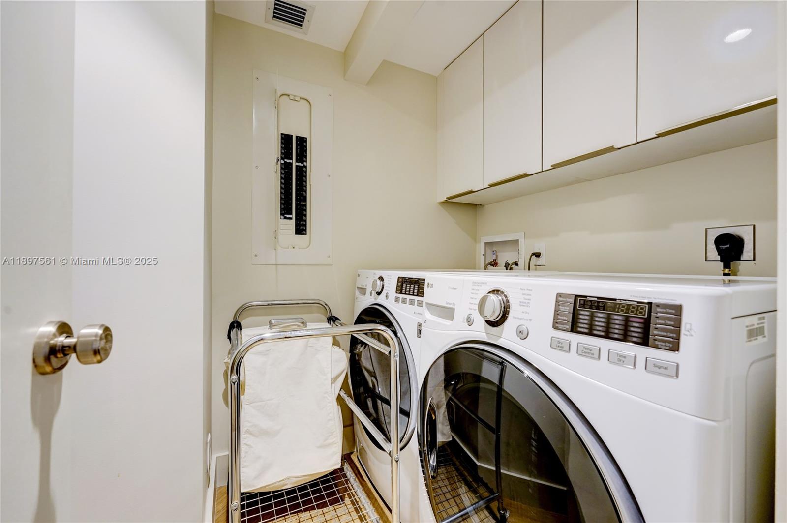 2800 ISLAND BL #2904, Aventura FL 33160