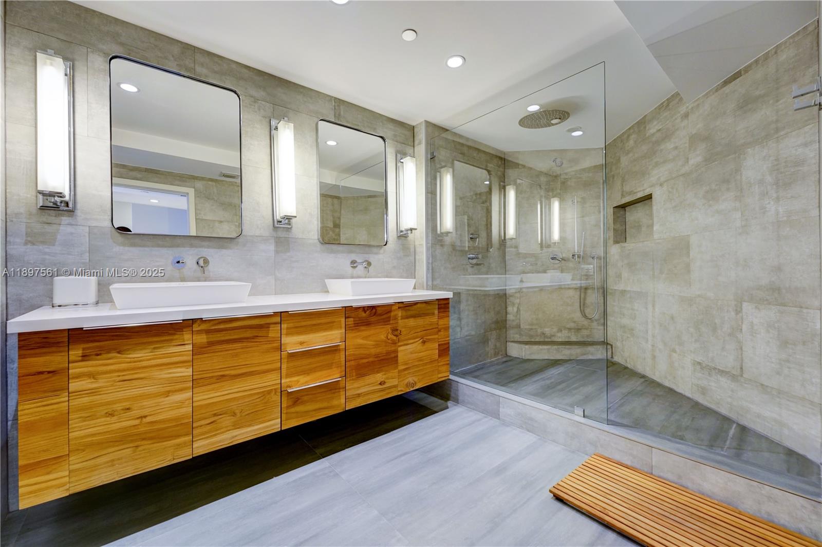 2800 ISLAND BL #2904, Aventura FL 33160