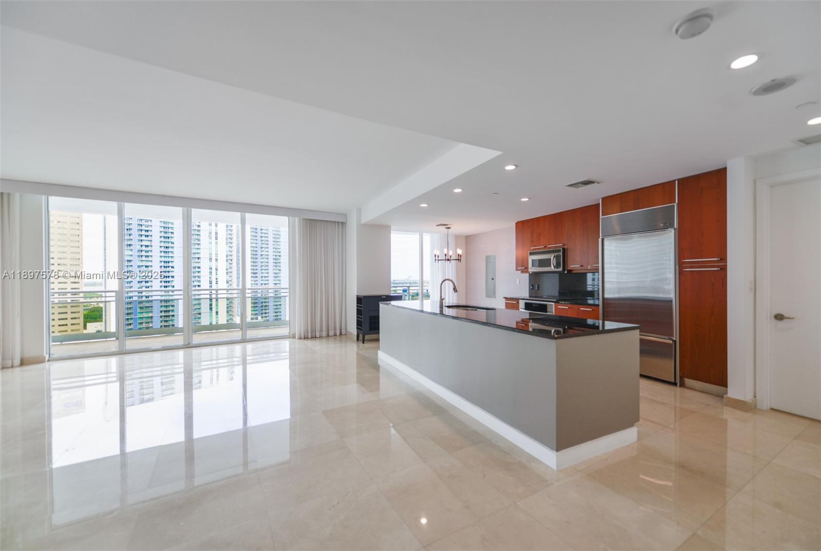 901 Brickell Key Blvd #2207, Miami FL 33131