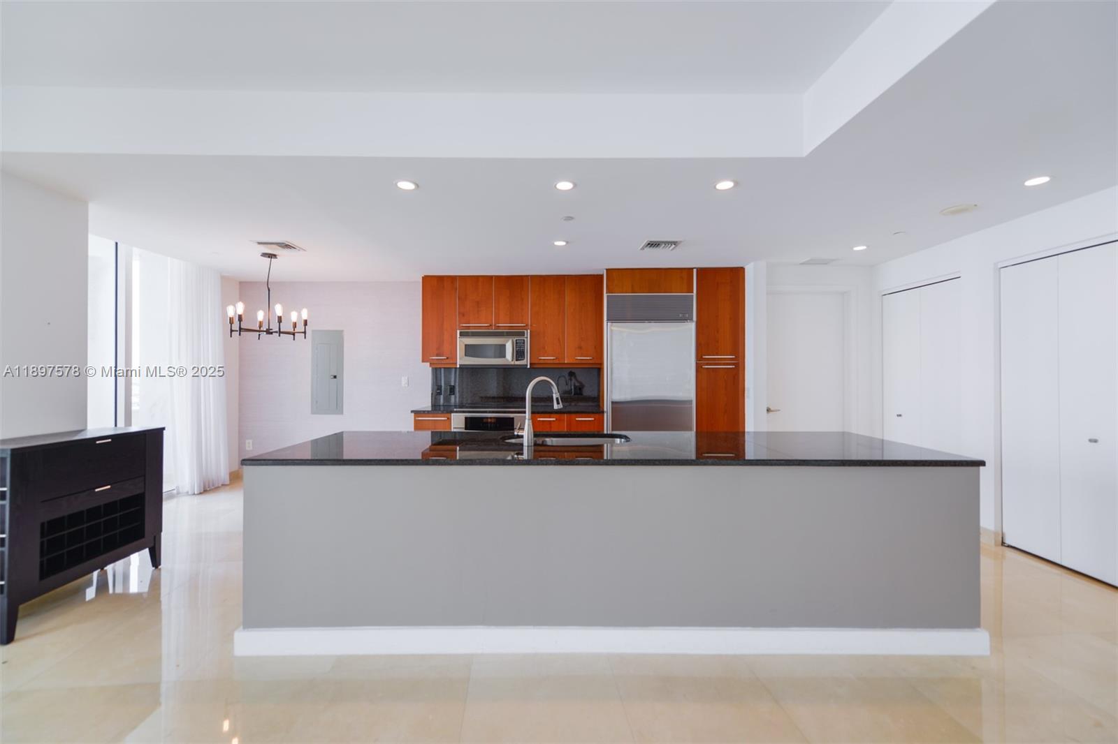 901 Brickell Key Blvd #2207, Miami FL 33131