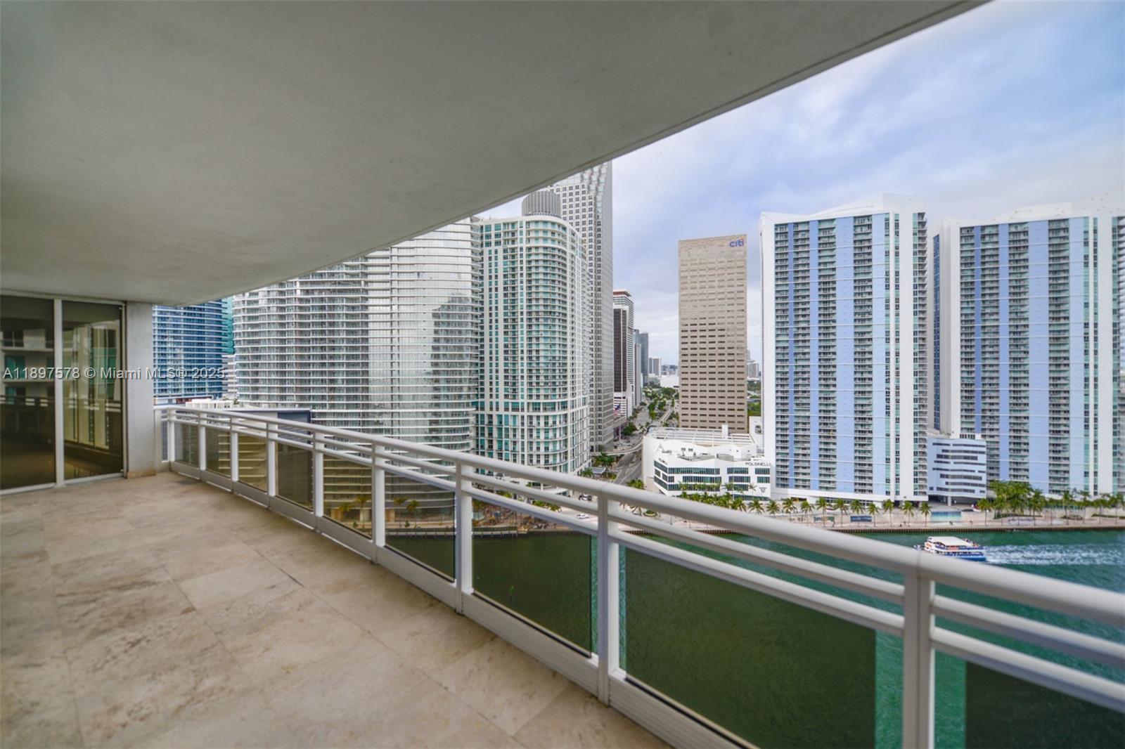901 Brickell Key Blvd #2207, Miami FL 33131