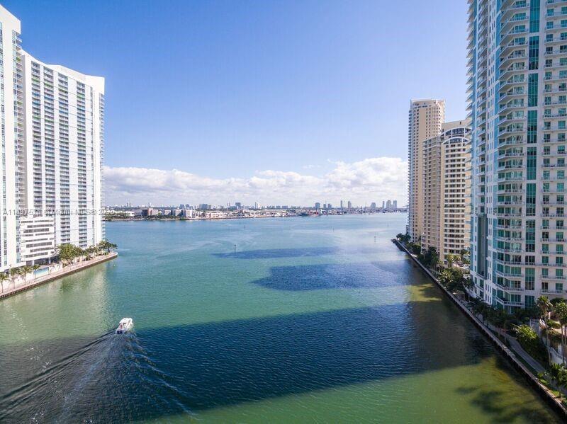 901 Brickell Key Blvd #2207, Miami FL 33131