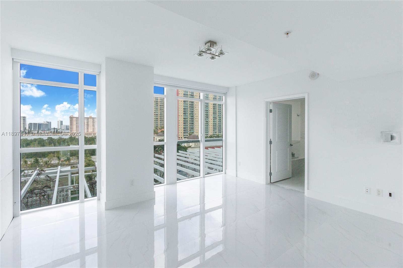 400 Sunny Isles Blvd #715, Sunny Isles Beach FL 33160