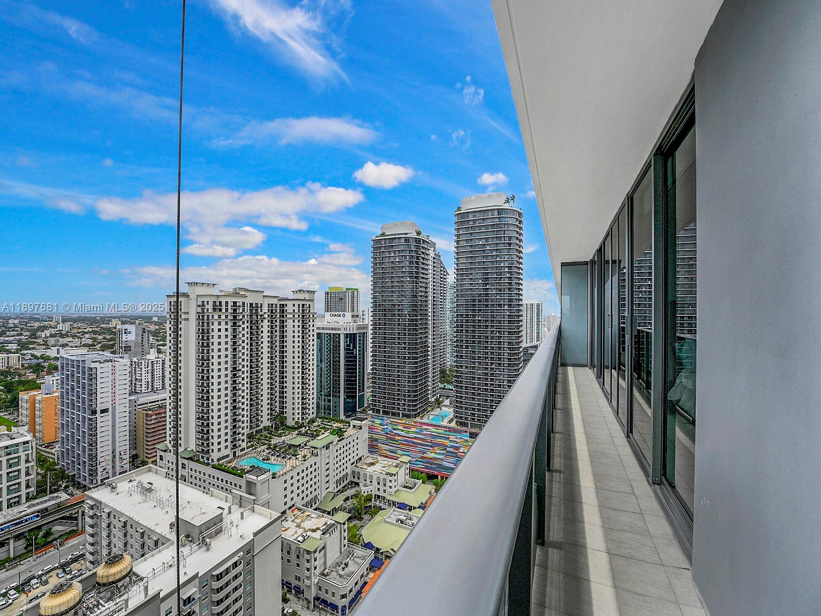 1000 Brickell Plz #3402, Miami FL 33131