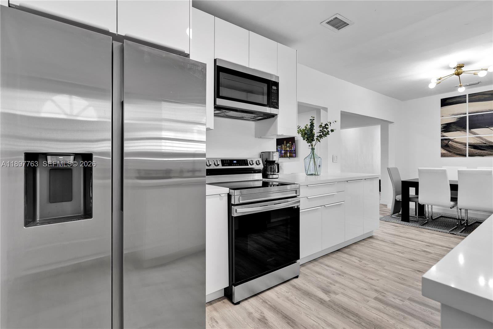 1510 Normandy Dr, Miami Beach FL 33141