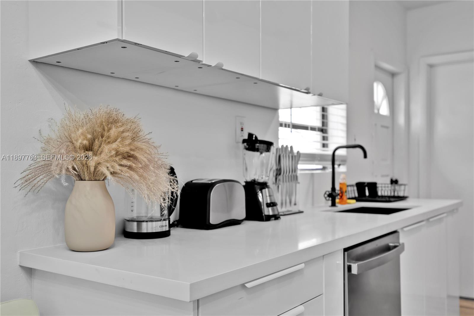 1510 Normandy Dr, Miami Beach FL 33141