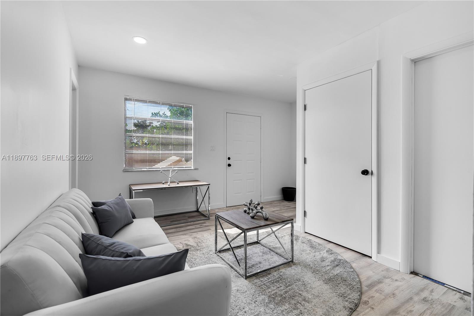 1510 Normandy Dr, Miami Beach FL 33141