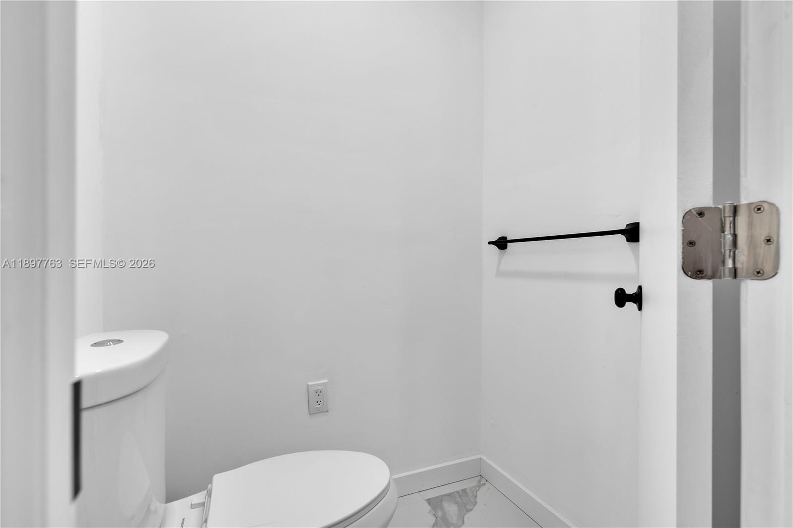 1510 Normandy Dr, Miami Beach FL 33141
