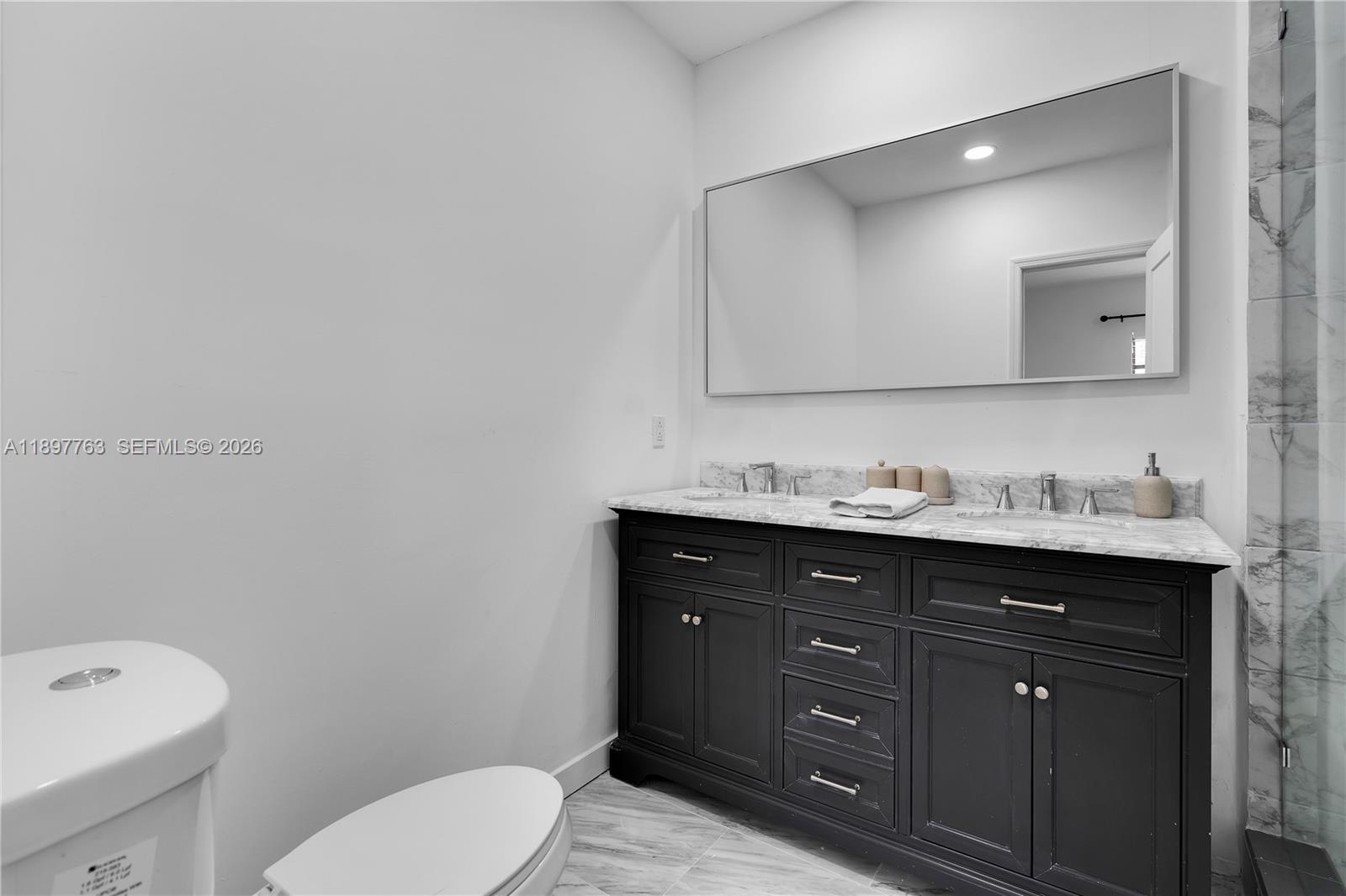 1510 Normandy Dr, Miami Beach FL 33141
