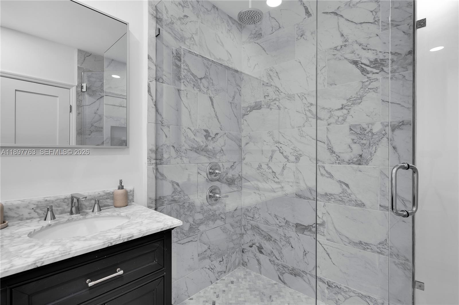 1510 Normandy Dr, Miami Beach FL 33141