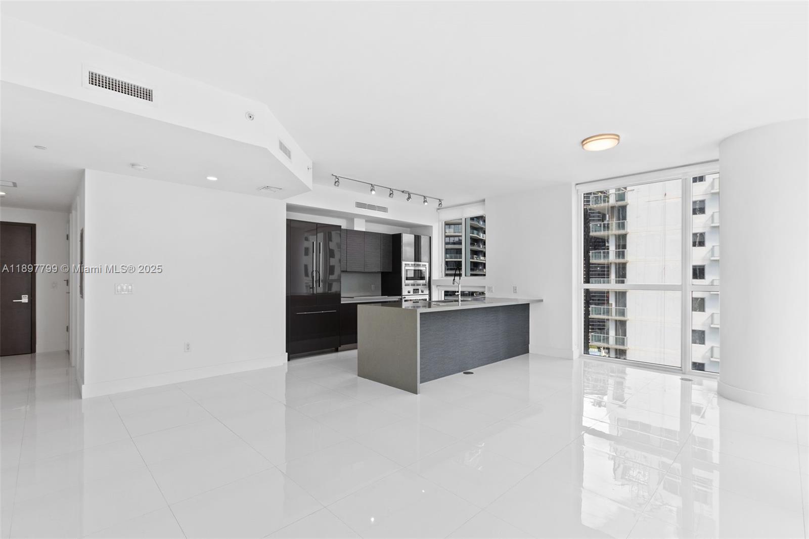1080 Brickell Ave #3006, Miami FL 33131