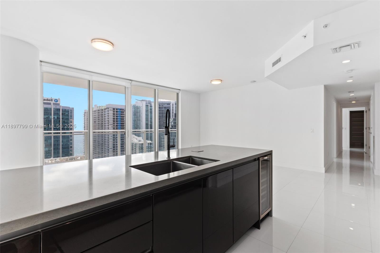 1080 Brickell Ave #3006, Miami FL 33131