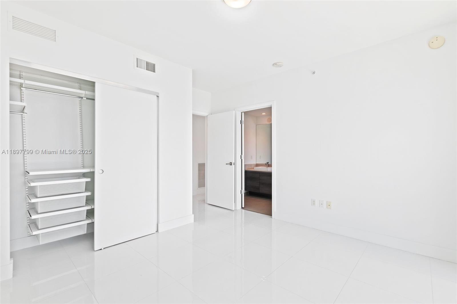 1080 Brickell Ave #3006, Miami FL 33131
