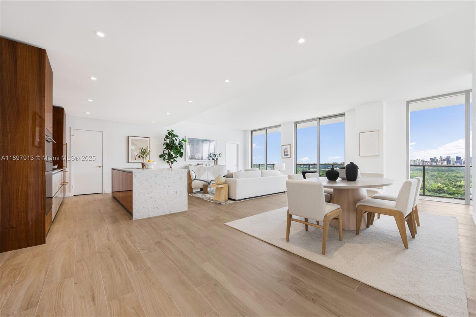 2678 Tigertail Ave #1706, Coconut Grove FL 33133