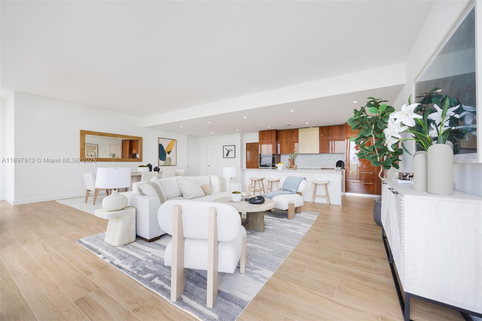 2678 Tigertail Ave #1706, Coconut Grove FL 33133