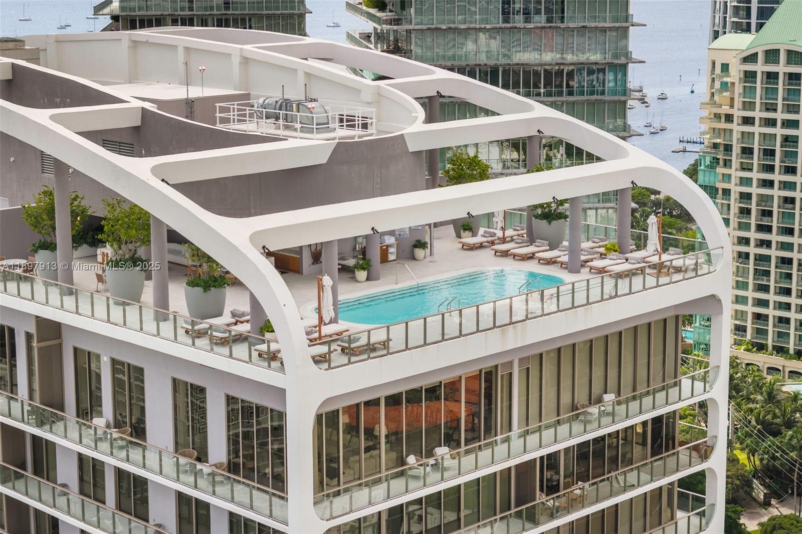 2678 Tigertail Ave #1706, Coconut Grove FL 33133