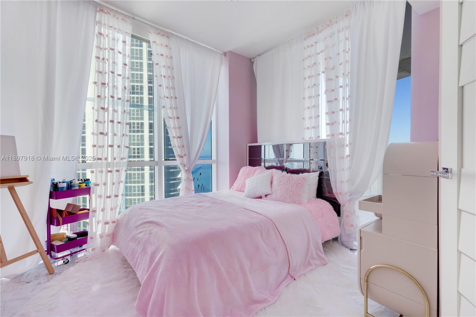 18101 Collins Ave #4609, Sunny Isles Beach FL 33160