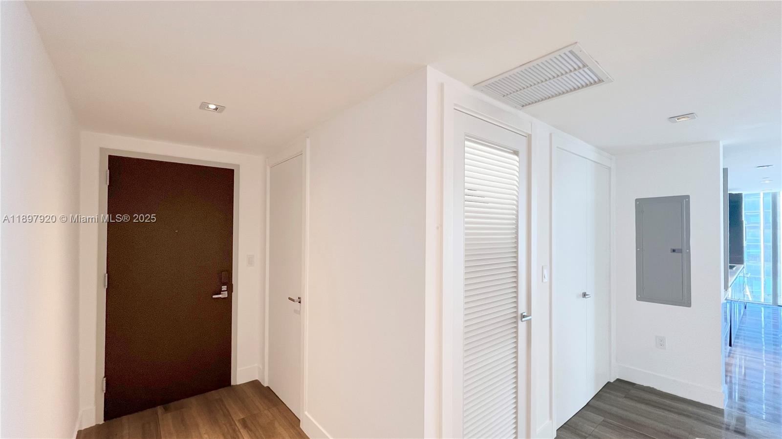 1451 Brickell Ave #2406, Miami FL 33131