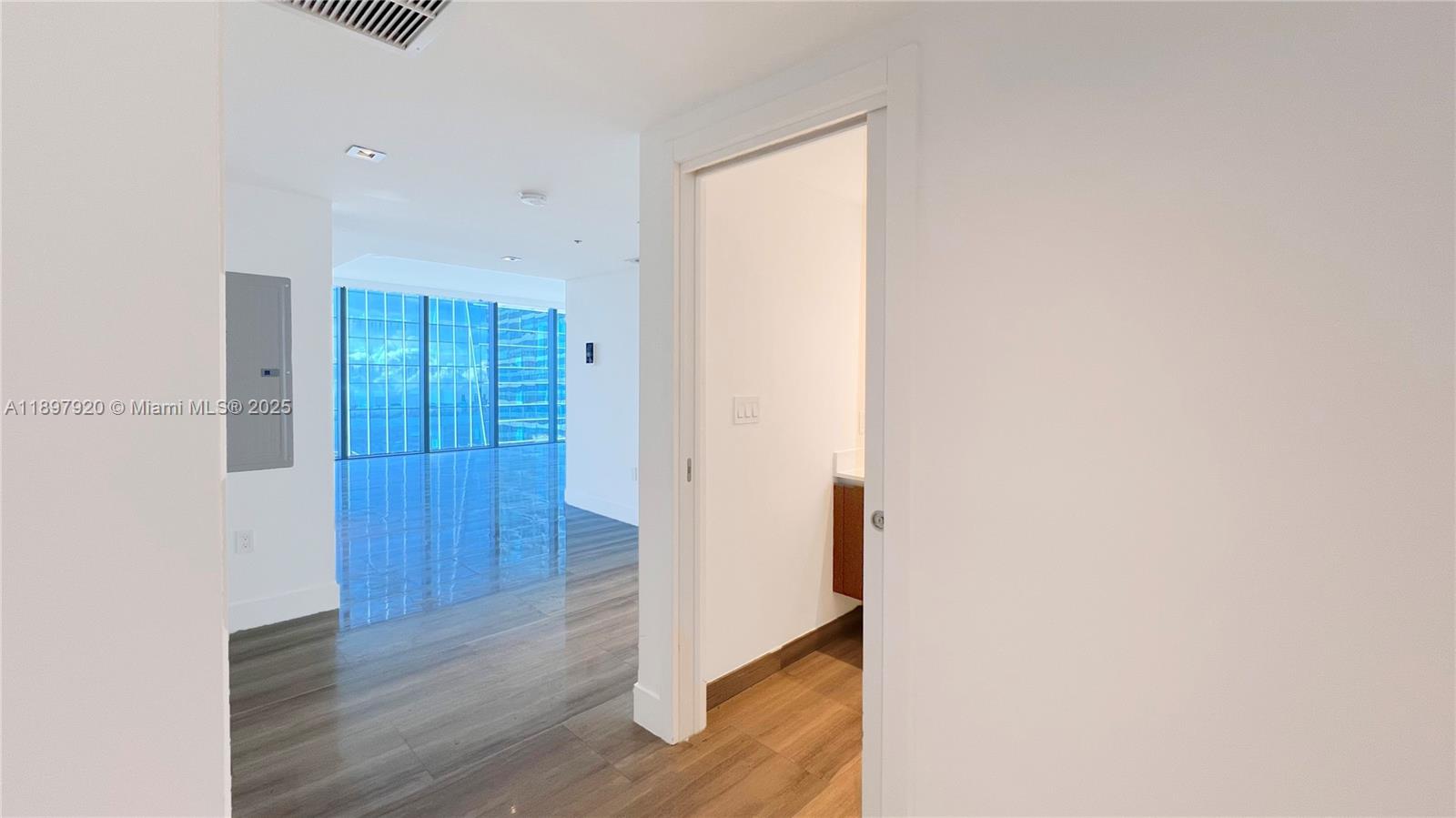 1451 Brickell Ave #2406, Miami FL 33131