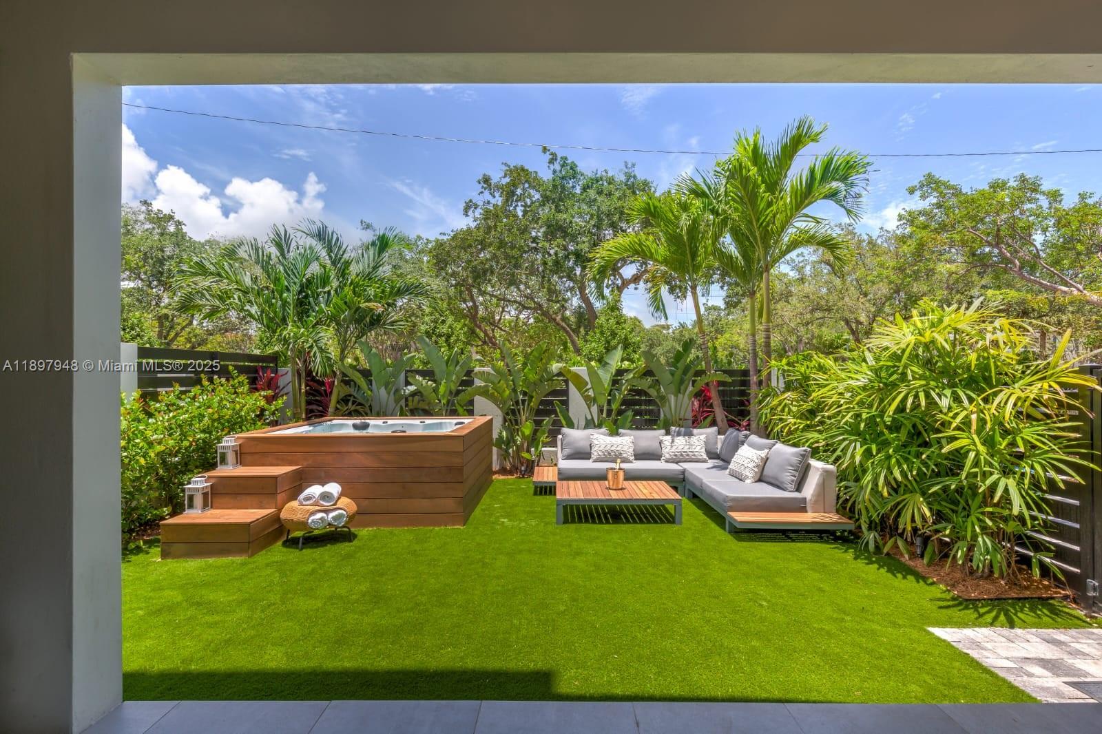 1516 SE 1st St, Fort Lauderdale FL 33301