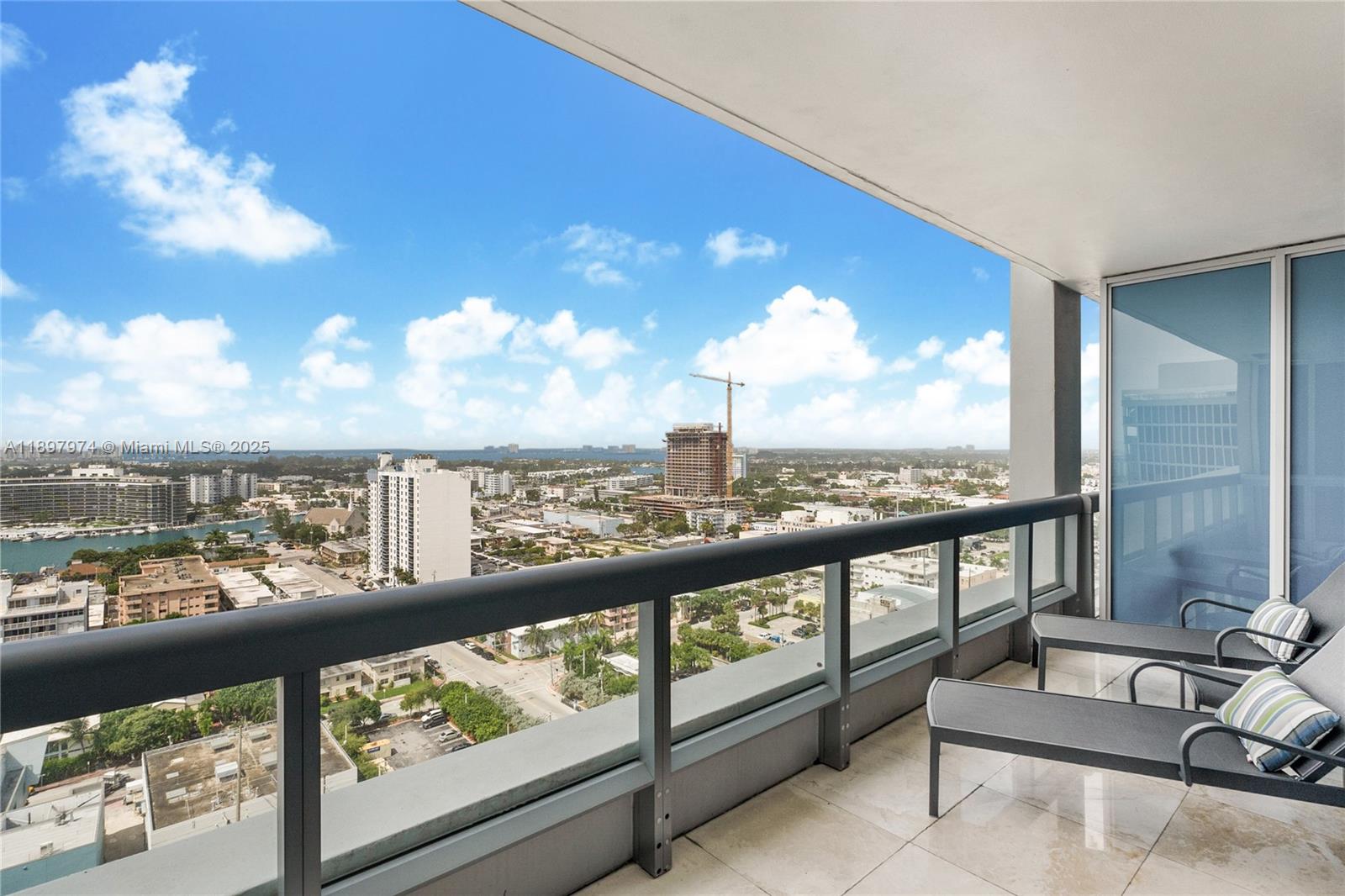 6899 Collins Ave #2010, Miami Beach FL 33141