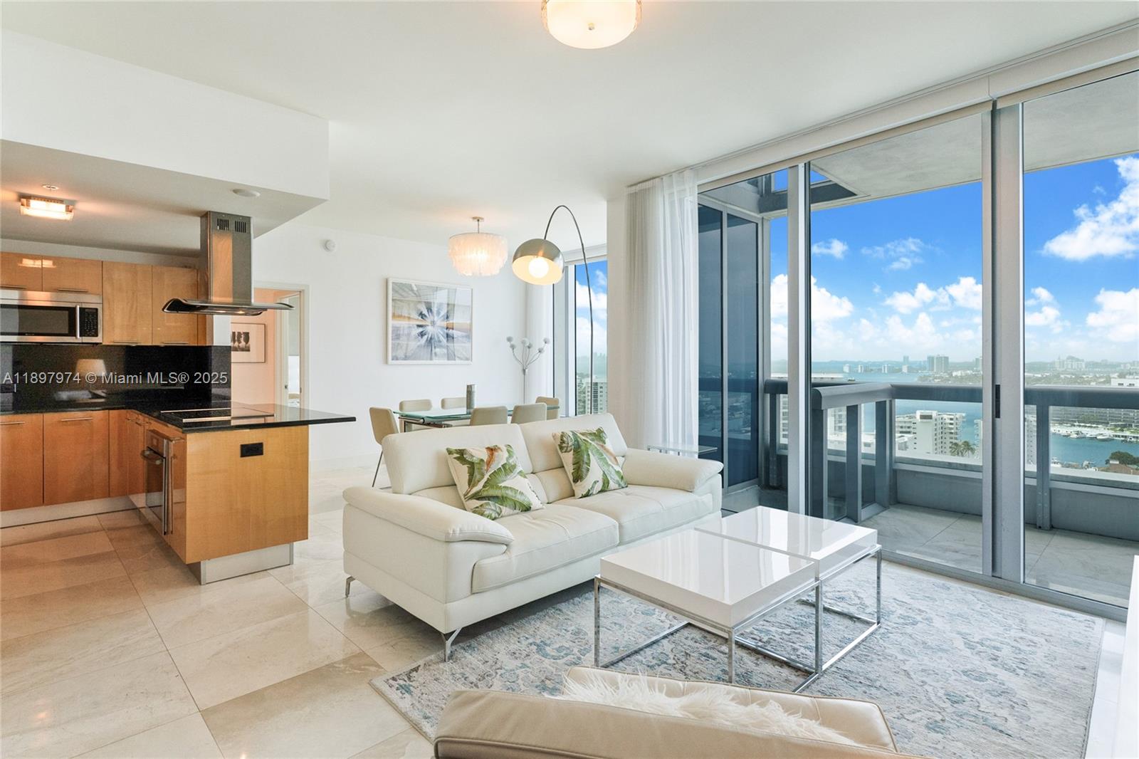 6899 Collins Ave #2010, Miami Beach FL 33141
