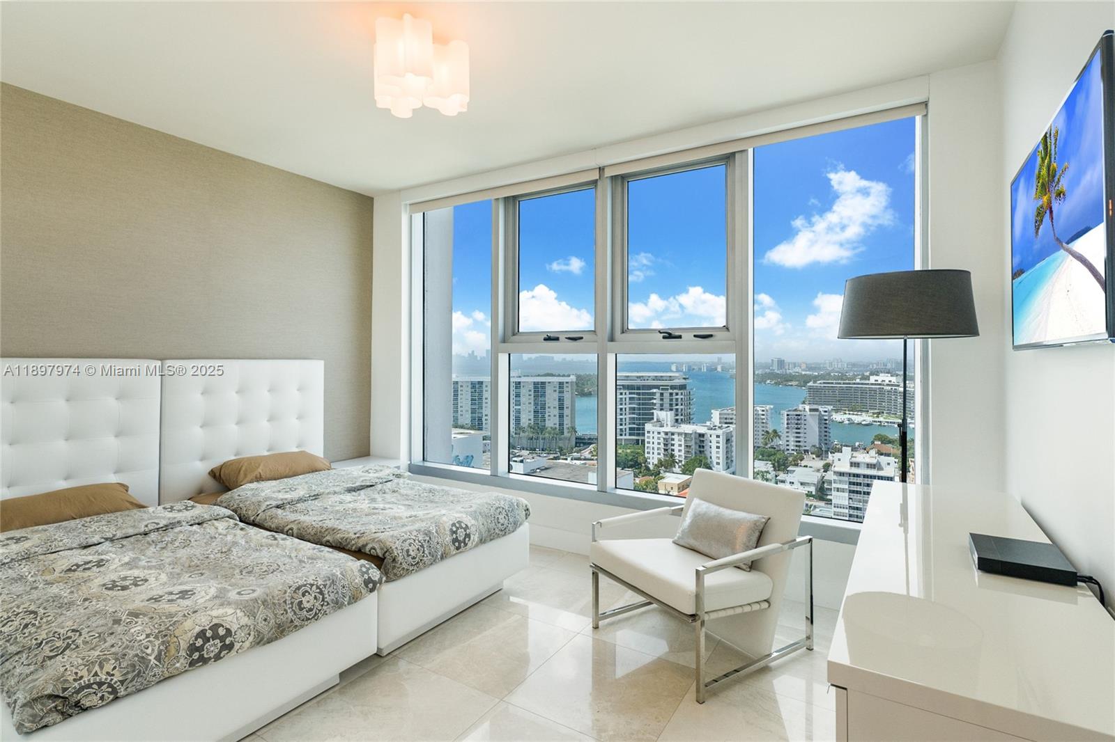 6899 Collins Ave #2010, Miami Beach FL 33141