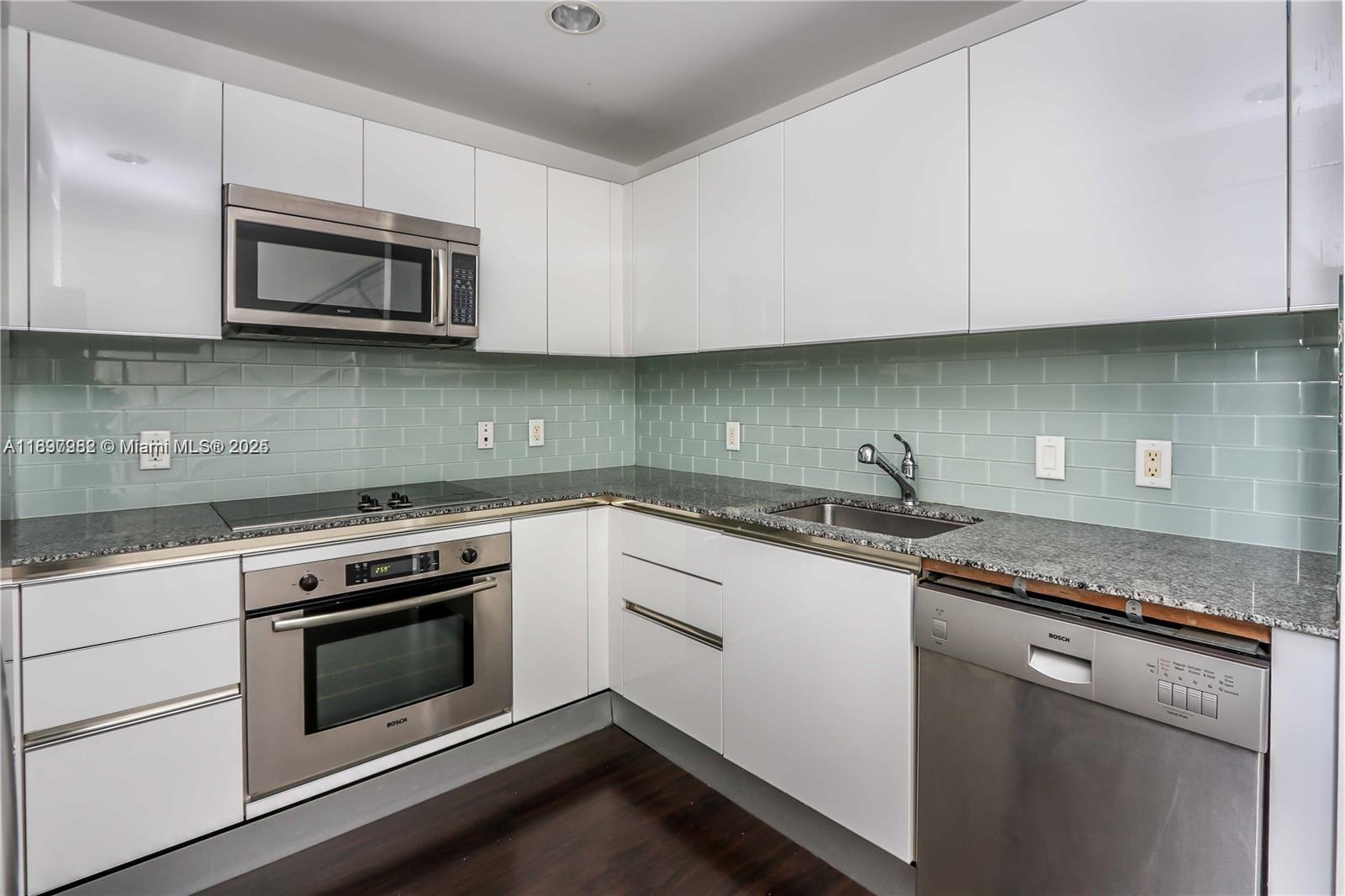 1050 Brickell Ave #414, Miami FL 33131