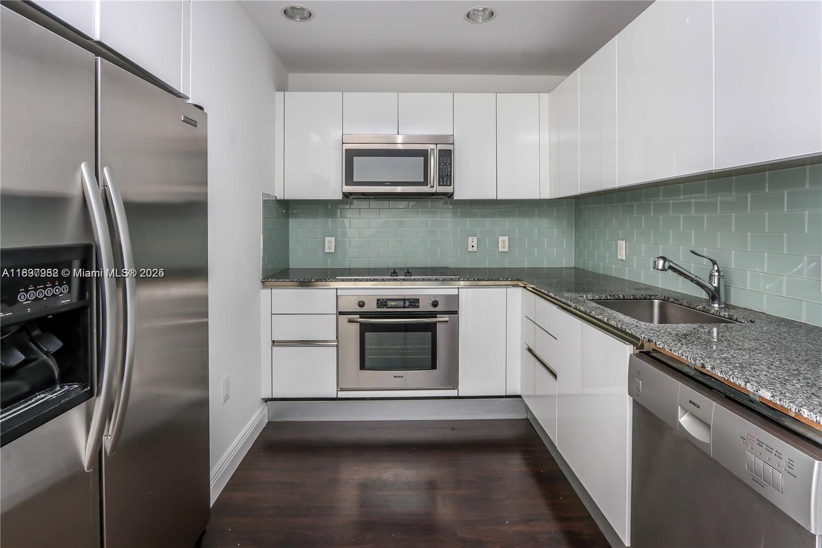 1050 Brickell Ave #414, Miami FL 33131