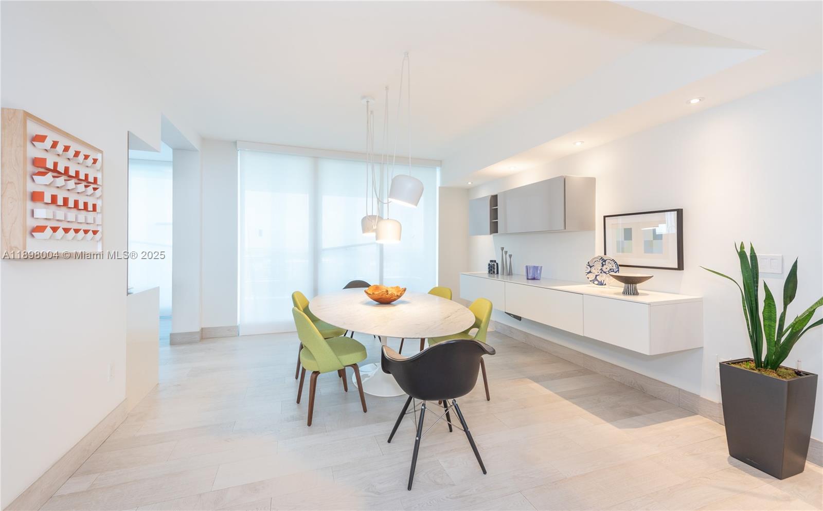 785 Crandon Blvd #1106, Key Biscayne FL 33149