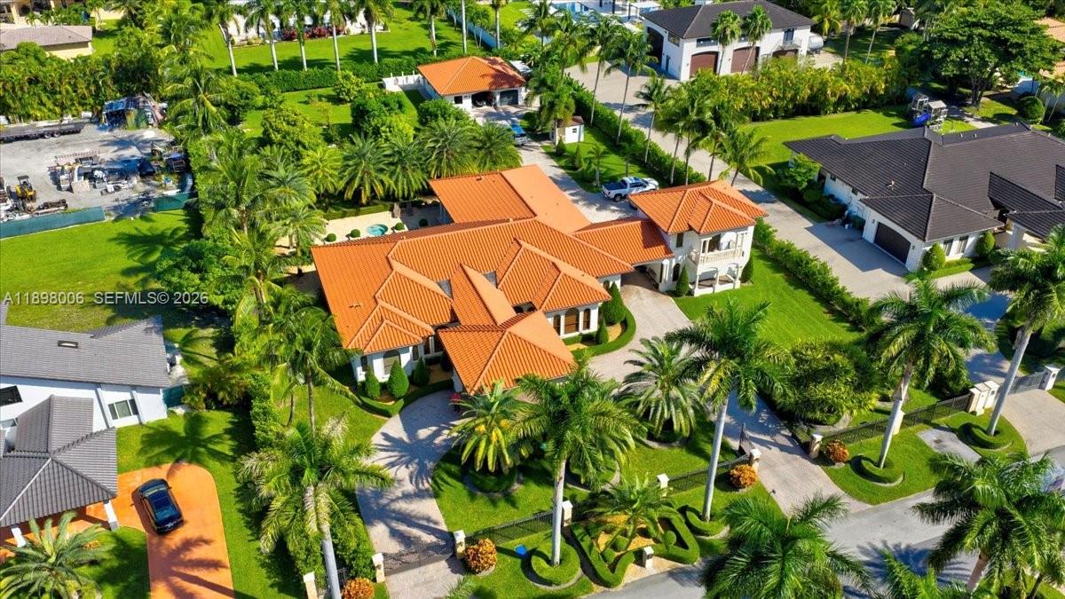 10181 NW 131st St, Hialeah Gardens FL 33018
