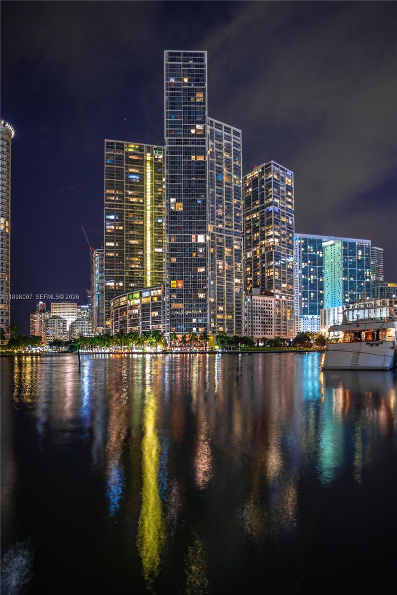 465 Brickell Ave #1602, Miami FL 33131