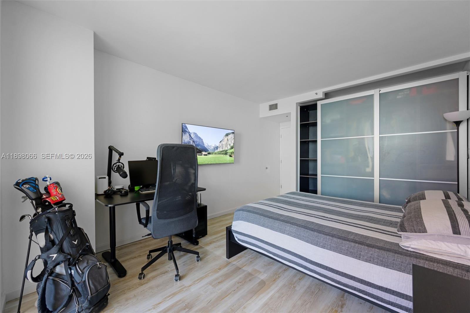 1581 Brickell Ave #2005, Miami FL 33129