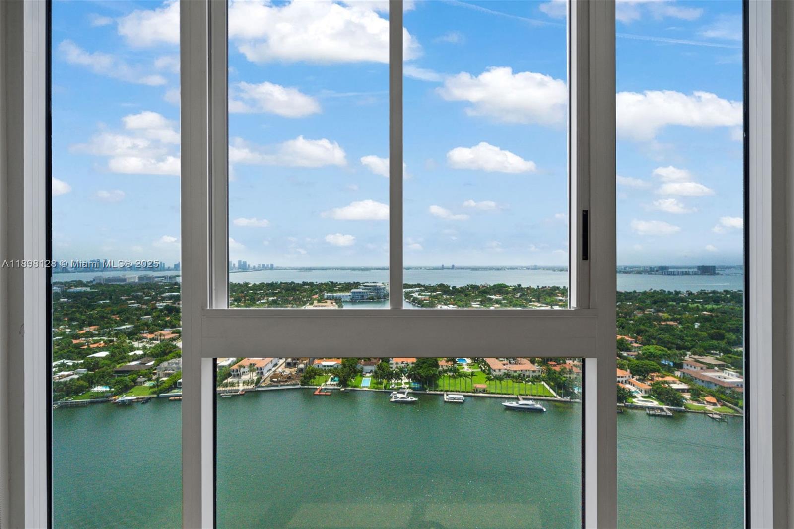 4775 Collins Ave #3207, Miami Beach FL 33140