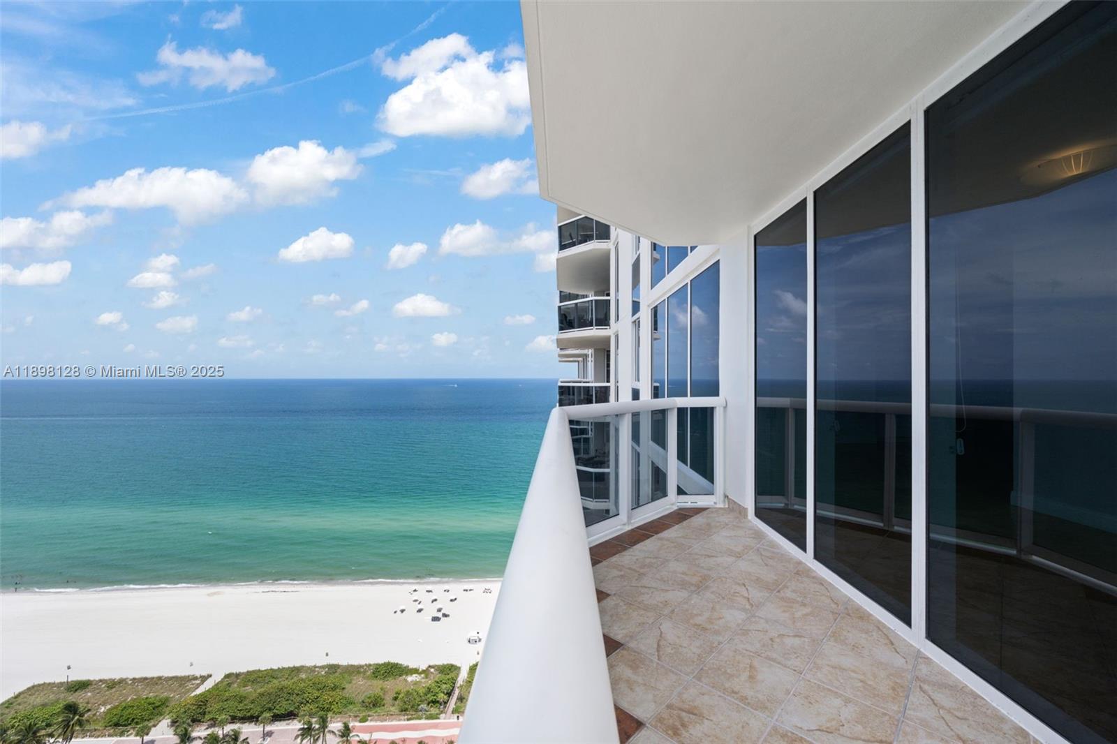 4775 Collins Ave #3207, Miami Beach FL 33140