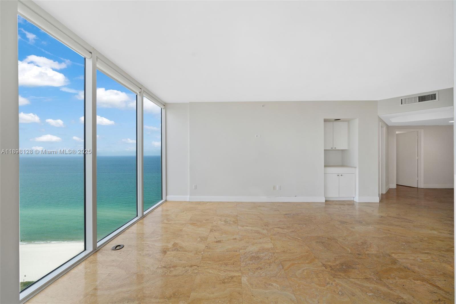 4775 Collins Ave #3207, Miami Beach FL 33140