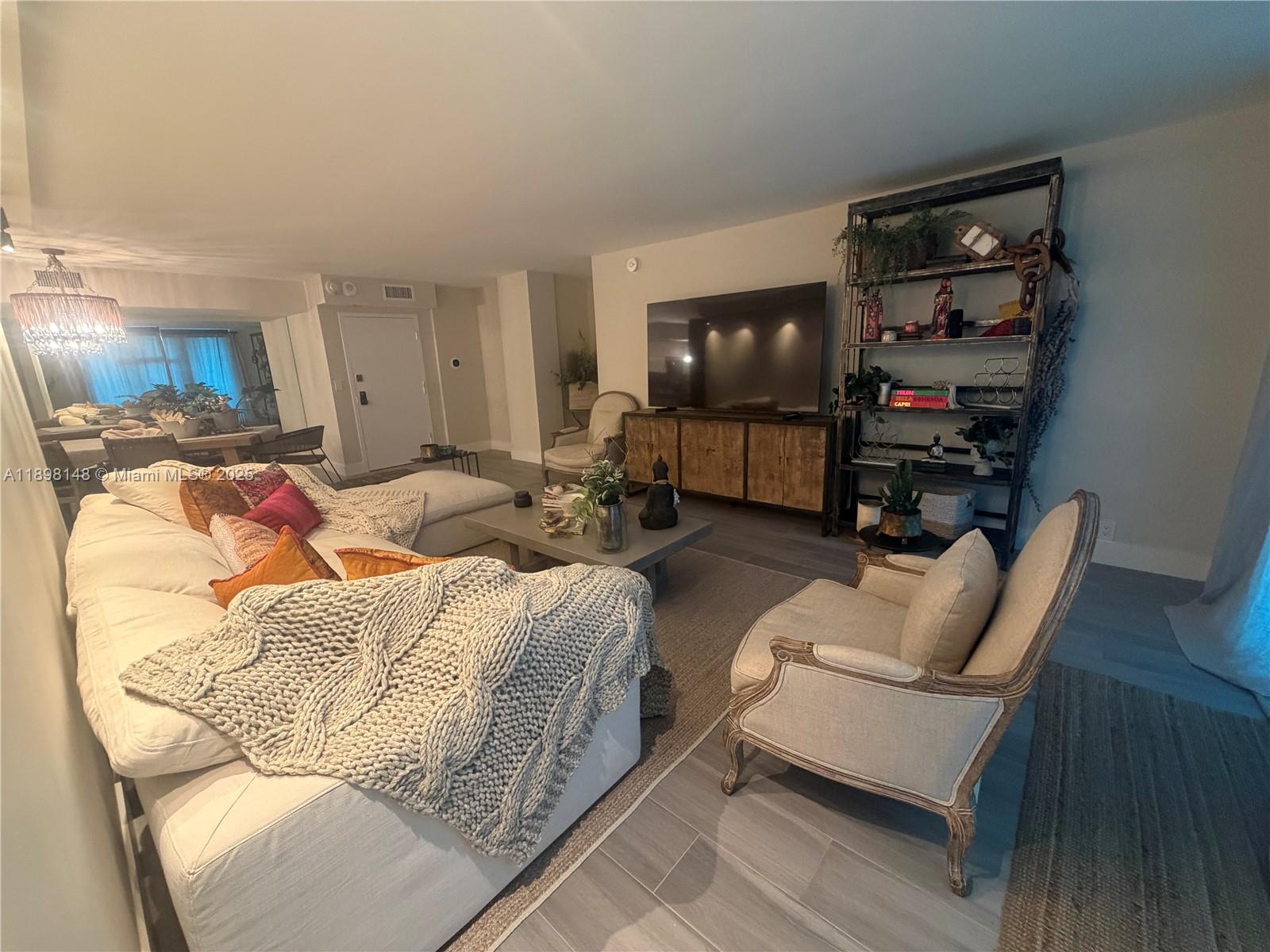 1121 Crandon Blvd #E504, Key Biscayne FL 33149