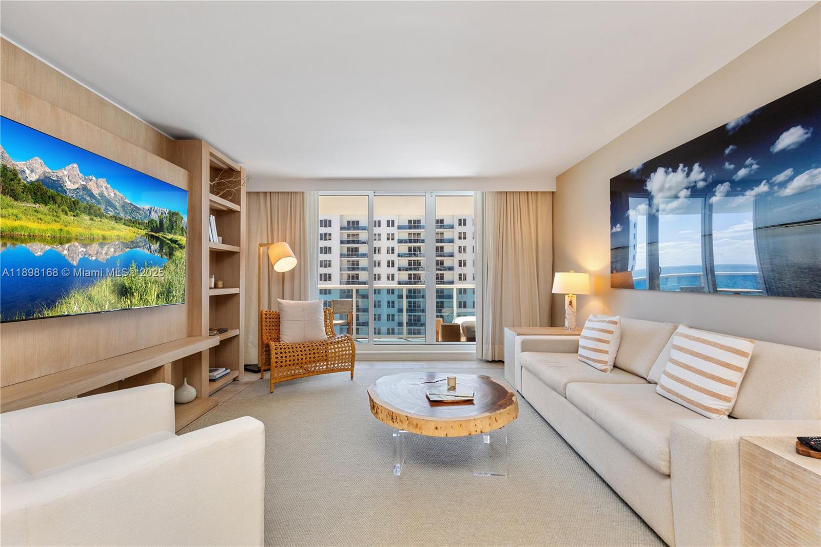102 24th St #1112, Miami Beach FL 33139